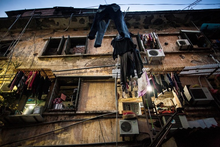 Người nghèo ở phố ảnh 4