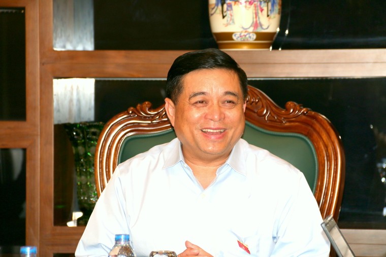 Chính phủ phấn đấu đạt mục tiêu tăng trưởng kinh tế năm 2017 ảnh 1