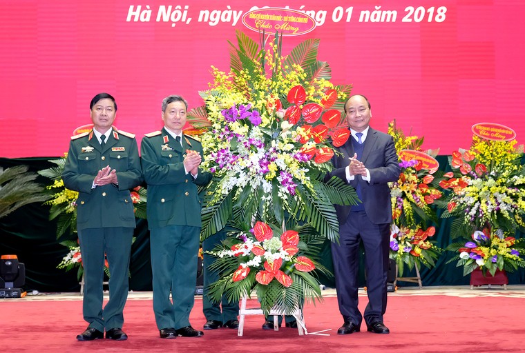 Thủ tướng giao nhiệm vụ cho lực lượng tác chiến không gian mạng ảnh 1