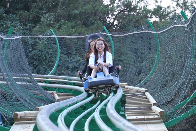 Top những trò chơi hàng đầu châu lục đều có ở khu vui chơi đỉnh nhất miền Bắc ảnh 9