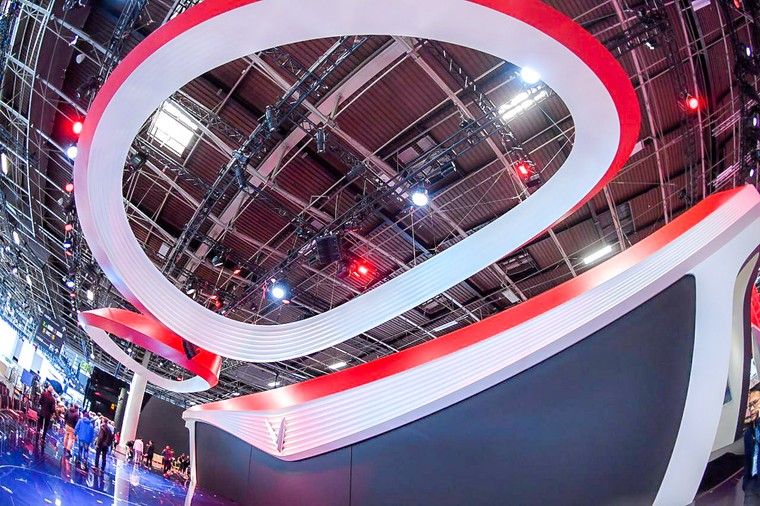 Hai mẫu ô tô Vinfast chính thức trình làng tại Paris Motor Show 2018 ảnh 5