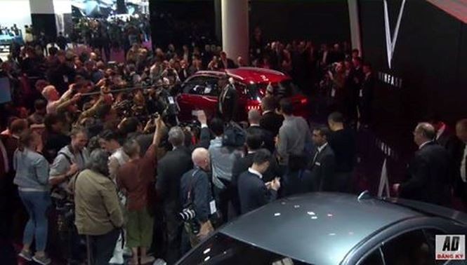 Hai mẫu ô tô Vinfast chính thức trình làng tại Paris Motor Show 2018 ảnh 15