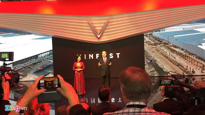 Hai mẫu ô tô Vinfast chính thức trình làng tại Paris Motor Show 2018 ảnh 9