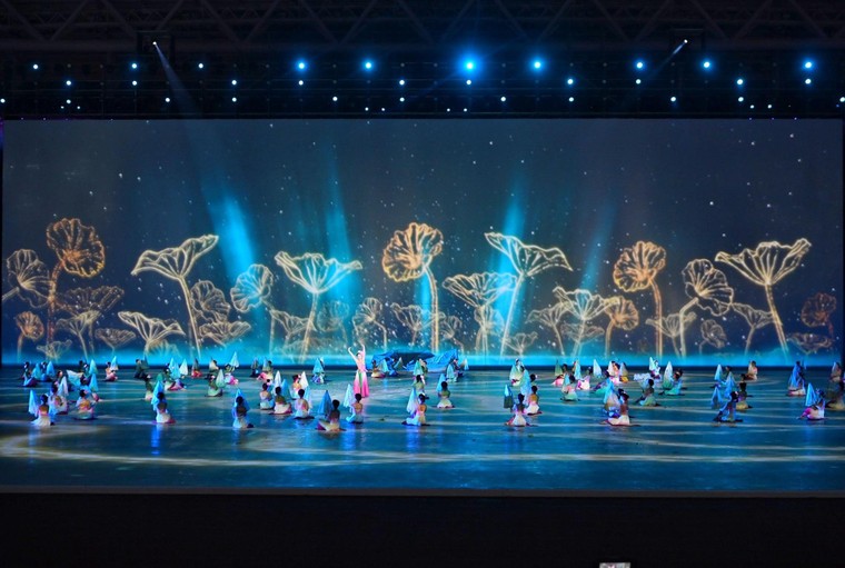 Khai mạc SEA Games 31: Thân thiện, hiện đại và mạnh mẽ ảnh 10