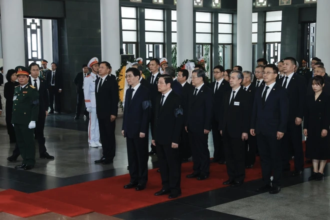 TRỰC TIẾP: Lễ truy điệu và an táng Tổng Bí thư Nguyễn Phú Trọng ảnh 80