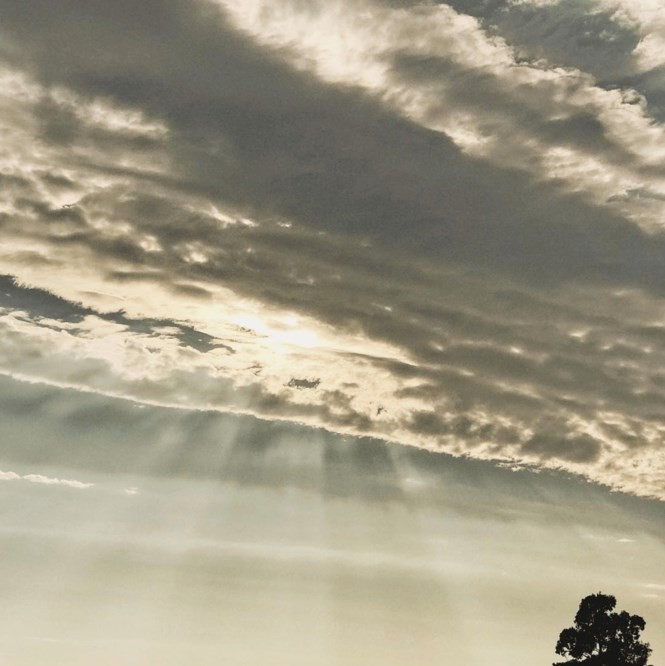 Hé lộ nơi chụp ảnh cưới đẹp như tranh của cặp đôi Hậu duệ mặt trời ảnh 4