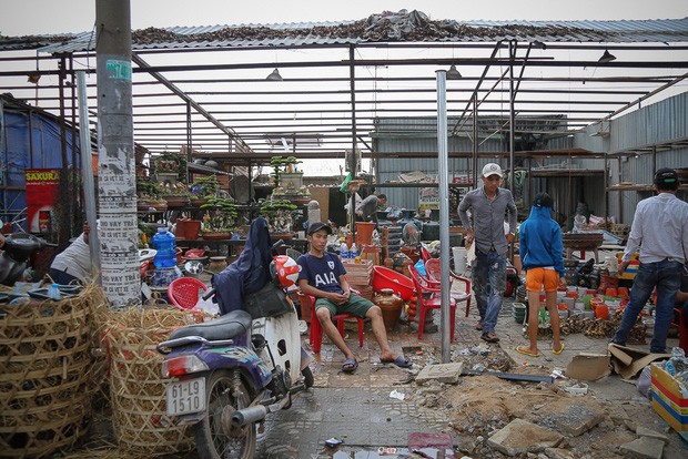 Chính thức xóa sổ 50 ki-ốt gần sân bay Tân Sơn Nhất ảnh 2