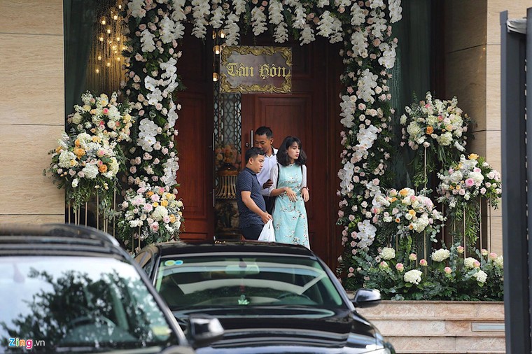 Dàn xế sang chuẩn bị cho lễ rước dâu Hoa hậu Đặng Thu Thảo ảnh 4