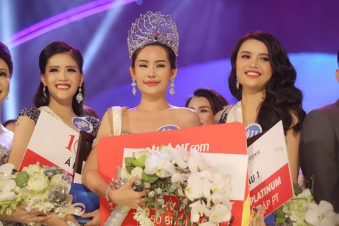 BTC Hoa hậu Đại dương 2017: Ngân Anh vẫn đảm bảo tiêu chí có 'vẻ đẹp tự nhiên' ảnh 1