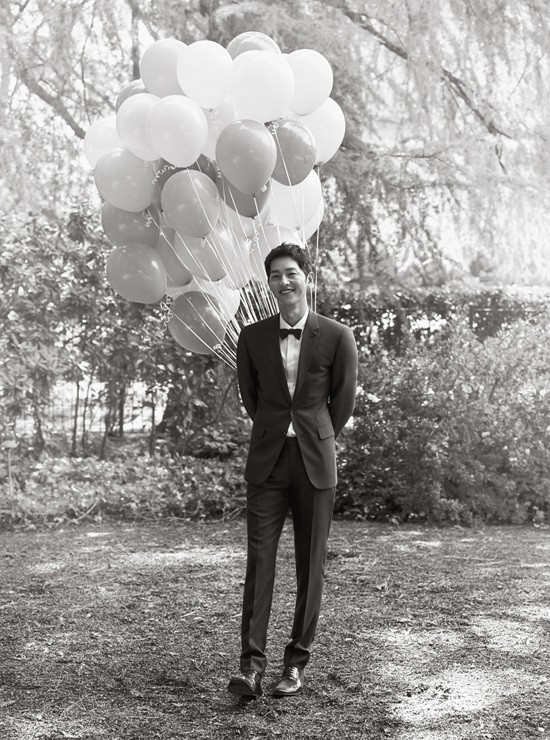 Hé lộ ảnh cưới đẹp ngất ngây của cặp đôi Song Joong Ki và Song Hye Kyo ảnh 2