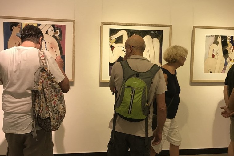 Triển lãm tranh 'nude' của nhà điêu khắc 87 tuổi ảnh 1