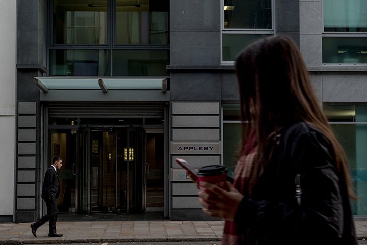 'Ông lớn' Apple cũng có tên trong Hồ sơ Paradise ảnh 2