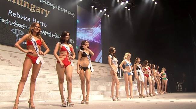 Á hậu Thuỳ Dung rạng rỡ và tràn đầy tự tin trong chung kết Hoa hậu Quốc tế ảnh 1