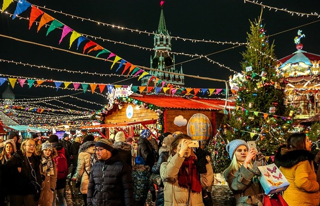 Thủ đô Moscow như “xứ sở cổ tích” trong mùa lễ hội ảnh 1