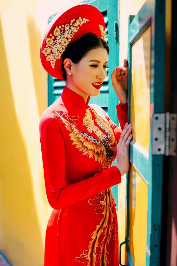 Trang Trần hạnh phúc cùng ông xã Việt kiều trong bộ ảnh kỷ niệm ảnh 13