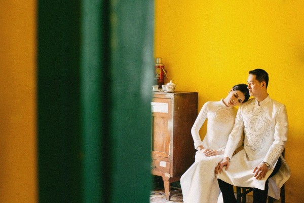 Trang Trần hạnh phúc cùng ông xã Việt kiều trong bộ ảnh kỷ niệm ảnh 4