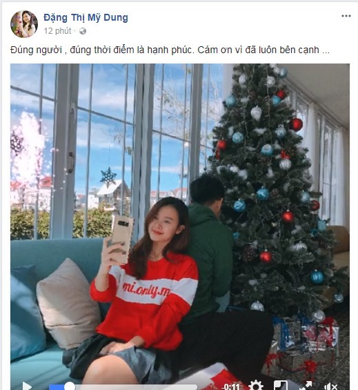 Midu úp mở về bạn trai mới dịp Noel ảnh 1