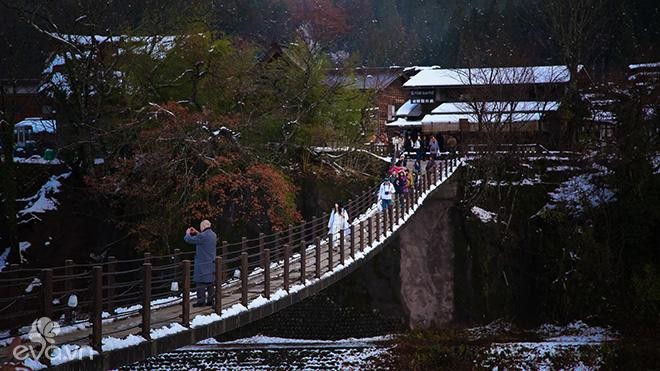 Quê hương của chú mèo máy Doraemon đẹp như cổ tích ảnh 11