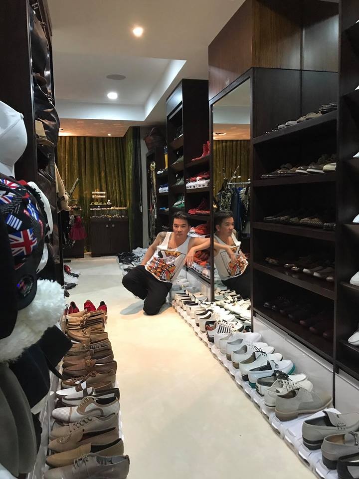 Đàm Vĩnh Hưng khoe gần 1000 đôi giày ảnh 7