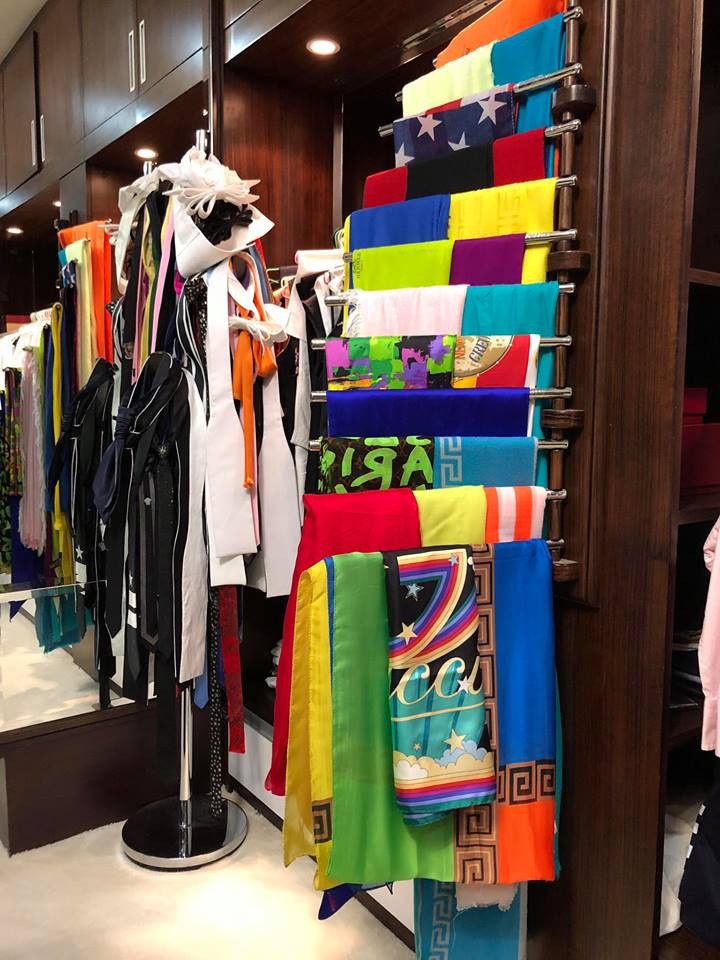 Đàm Vĩnh Hưng khoe gần 1000 đôi giày ảnh 10