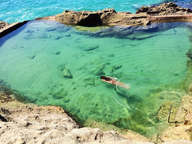 Bể bơi lộ thiên đẹp lịm tim đang “nổi như cồn” trên mạng xã hội ảnh 5