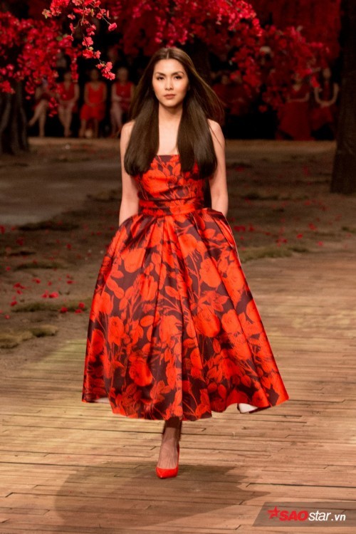 Tăng Thanh Hà tái xuất tại show thời trang của Đỗ Mạnh Cường ảnh 4