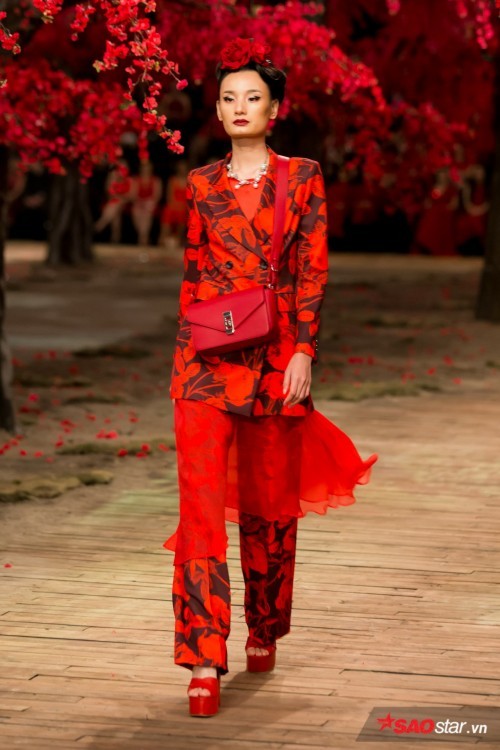 Tăng Thanh Hà tái xuất tại show thời trang của Đỗ Mạnh Cường ảnh 6