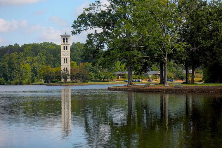 Khám phá những ngôi trường đẹp nhất ở Mỹ ảnh 9