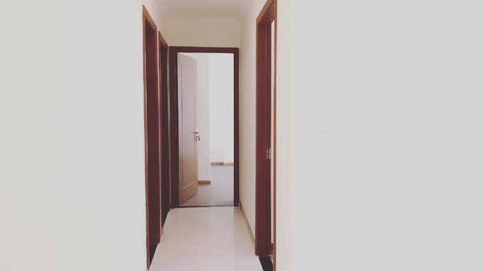 Giang Hồng Ngọc mua quà 'khủng' tặng bố mẹ ảnh 4