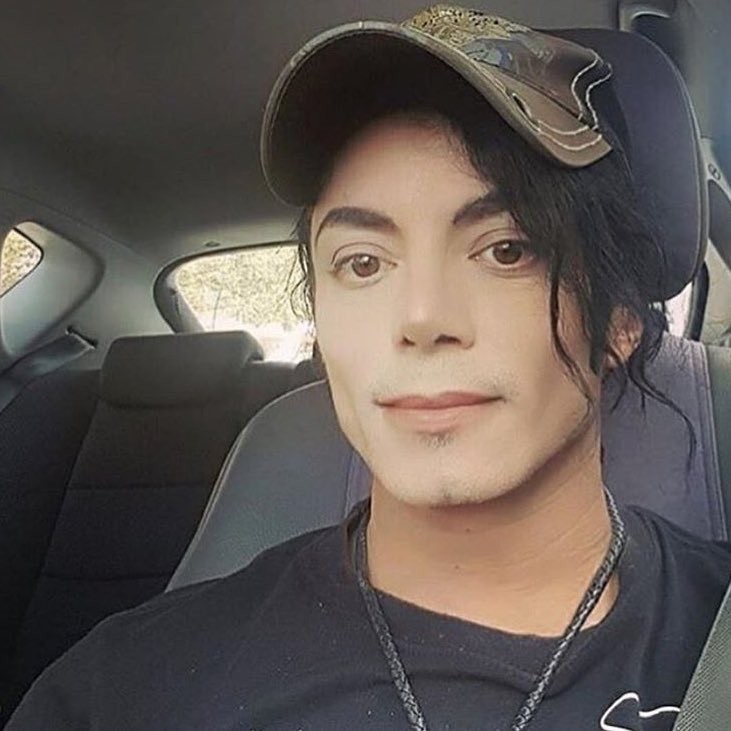 Người đàn ông có khuôn mặt giống Michael Jackson 'như tạc' ảnh 1