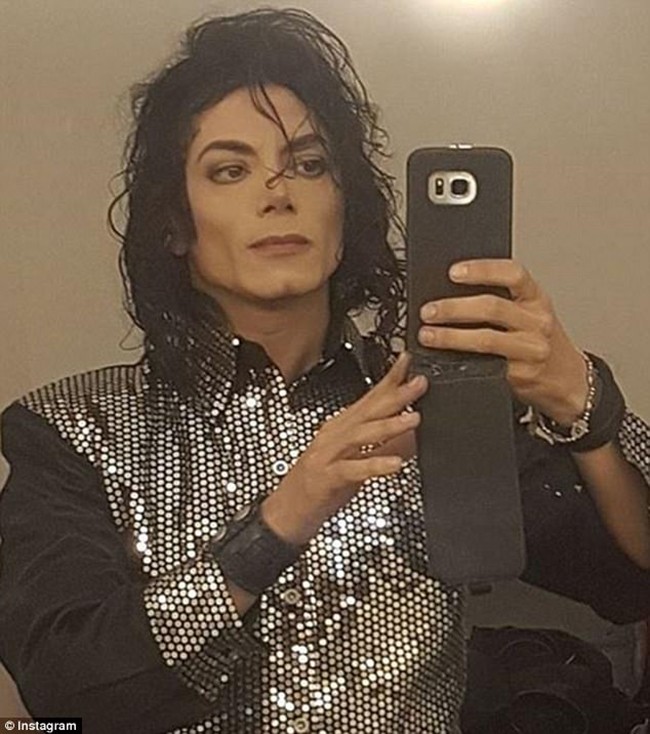Người đàn ông có khuôn mặt giống Michael Jackson 'như tạc' ảnh 2