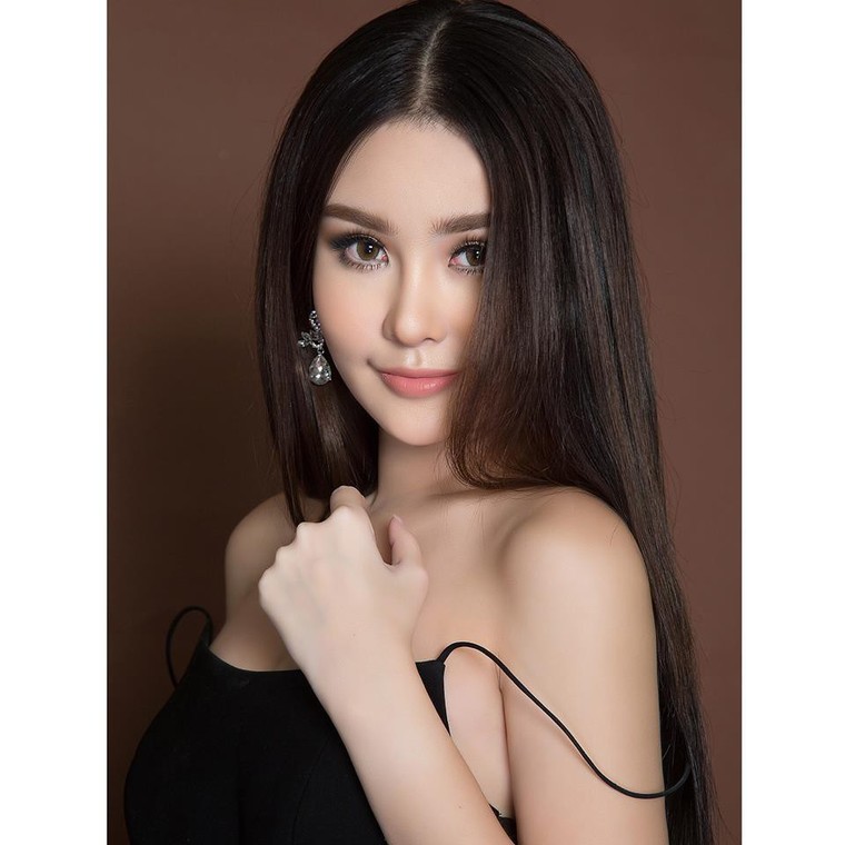 Lê Âu Ngân Anh tung ảnh sexy giữa 'tâm bão' bị tước vương miện ảnh 3