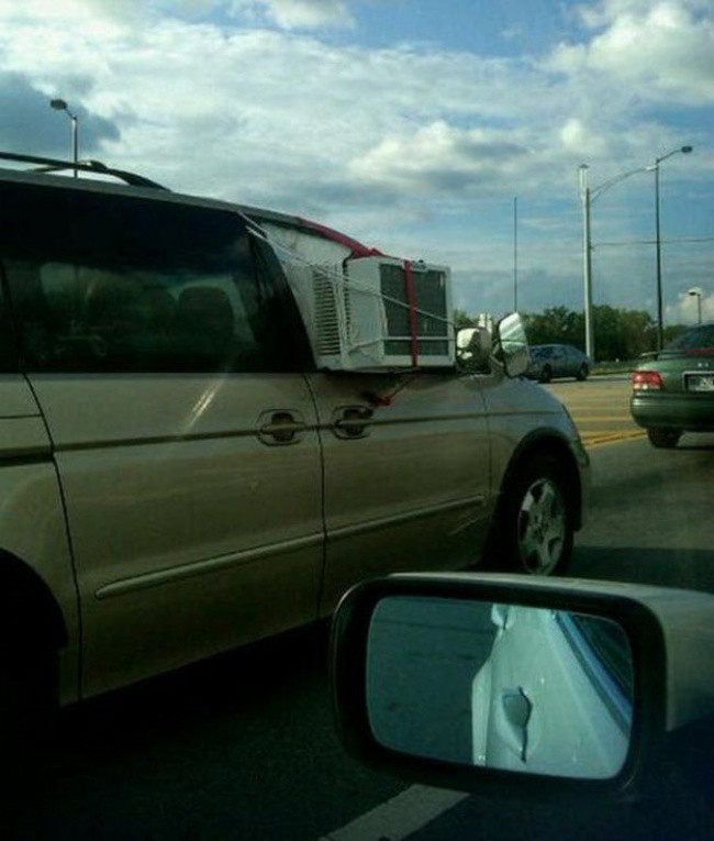 Những cách chống lại thời tiết vô cùng đỉnh cao của con người ảnh 5