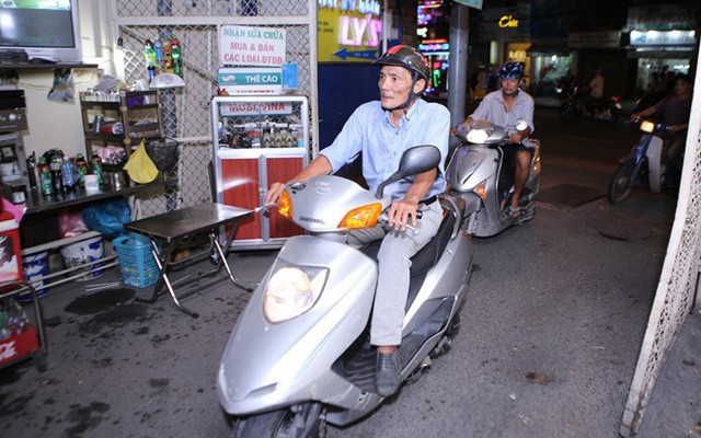 Tài tử nức tiếng một thời Thương Tín chật vật kiếm sống nuôi vợ con ở tuổi 60 ảnh 5