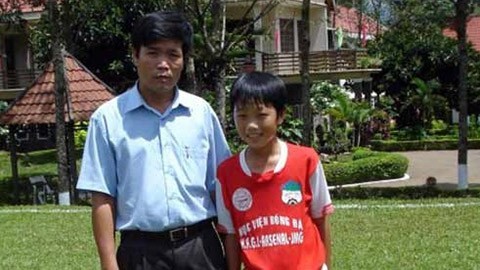 Hình ảnh ngày bé cực đáng yêu của đội trưởng Trường Híp ảnh 5