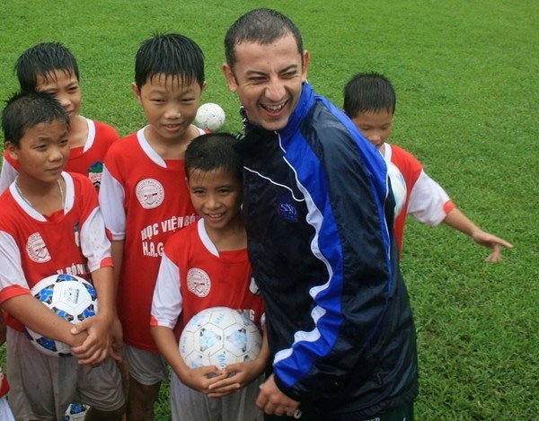 Hình ảnh ngày bé cực đáng yêu của đội trưởng Trường Híp ảnh 7