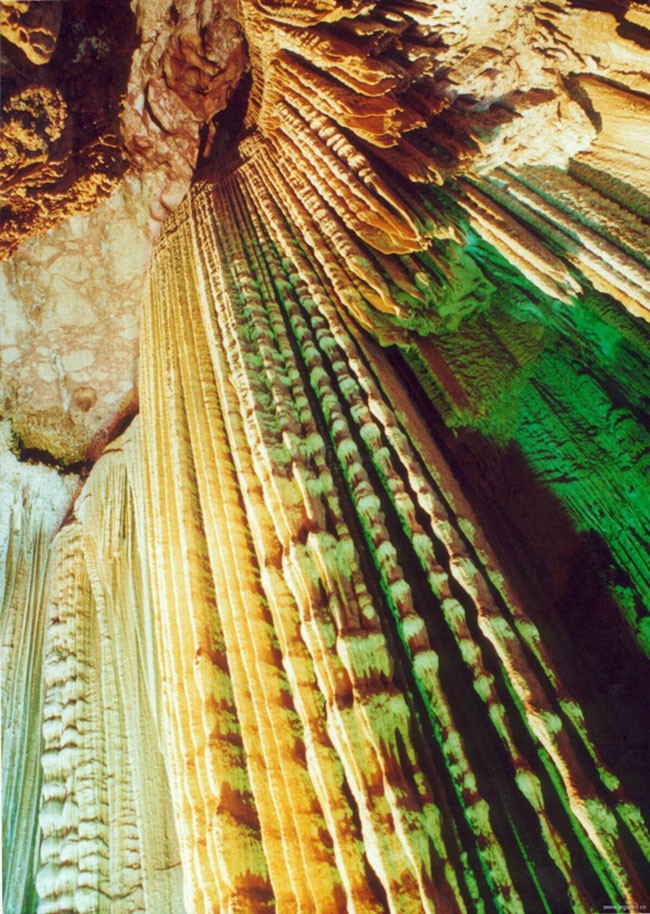 ‘Lạc lối’ trong hang động tự nhiên nổi tiếng nhất Trung Quốc ảnh 5