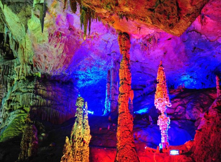 ‘Lạc lối’ trong hang động tự nhiên nổi tiếng nhất Trung Quốc ảnh 8