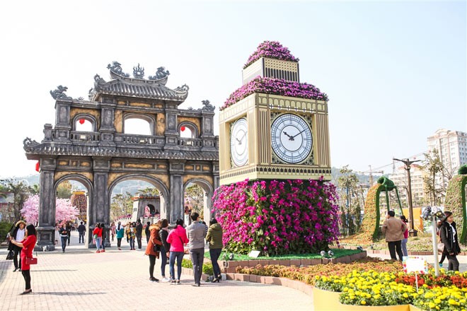 Hạ Long: Du khách mãn nhãn với lễ hội 'Kỳ quan muôn sắc hoa' độc lạ ảnh 2