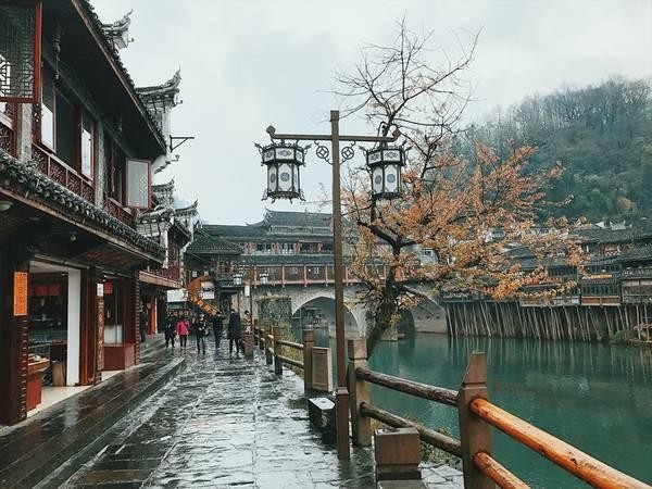 Phượng Hoàng cổ trấn – điểm đến mà ai cũng ước được thăm một lần ảnh 3