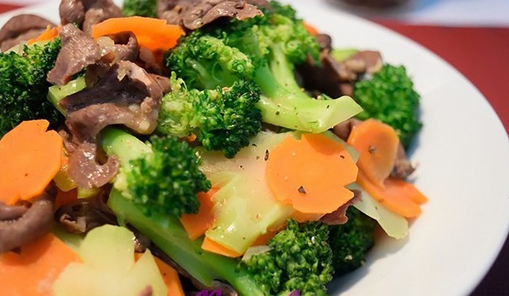 Những món ăn tuyệt đối không được hâm đi hâm lại ngày Tết ảnh 2