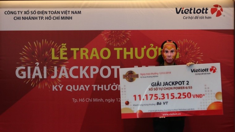  Cận Tết Mậu Tuất 2018, Việt Nam có thêm 4 tỷ phú Vietlott ảnh 1