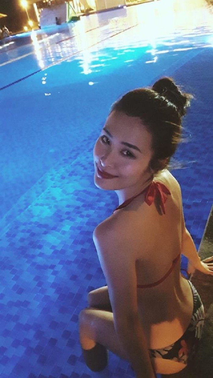 Đầu năm, Đông Nhi khoe dáng 'nóng bỏng mắt' ảnh 3