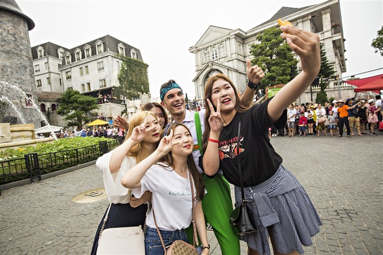 Sun World Ba Na Hills tri ân người dân địa phương bằng chương trình đặc biệt ảnh 1