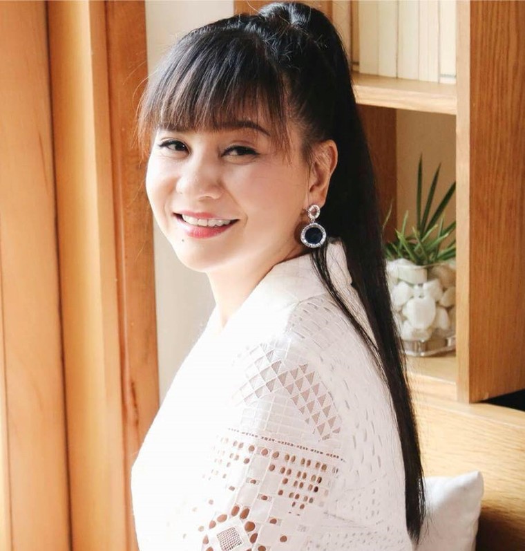  Cát Phượng tiết lộ số dư tài khoản ngân hàng gây choáng ảnh 3