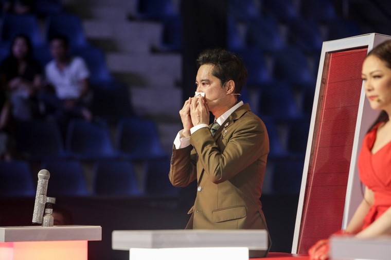 Cô gái khiếm thị hát bolero khiến Ngọc Sơn khóc như mưa ảnh 2