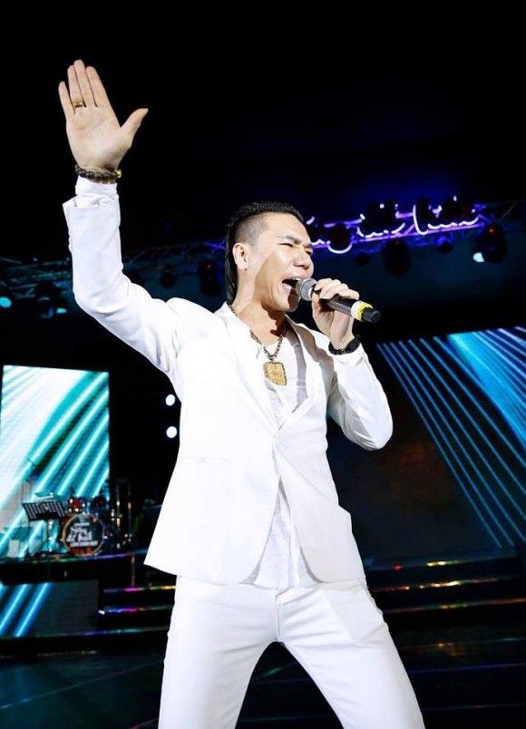 Ca sĩ Châu Việt Cường bị công an tạm giữ để điều tra ảnh 1