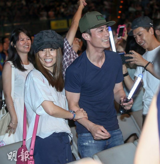 Lâm Tâm Như đỏ mặt khi được hỏi 'chuyện vợ chồng' tế nhị ảnh 2