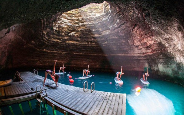 Những hang động ngầm đẹp đến nín thở trên thế giới ảnh 5