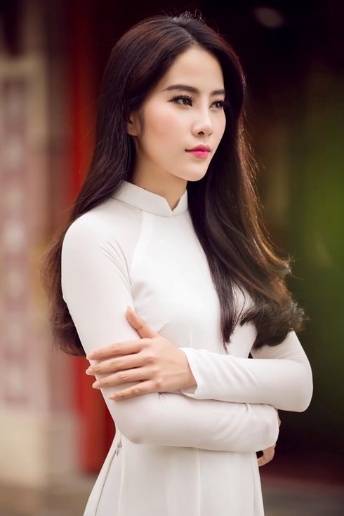 Nam Em xin lỗi người hâm mộ, tuyên bố tạm ngừng ra mắt MV ảnh 1